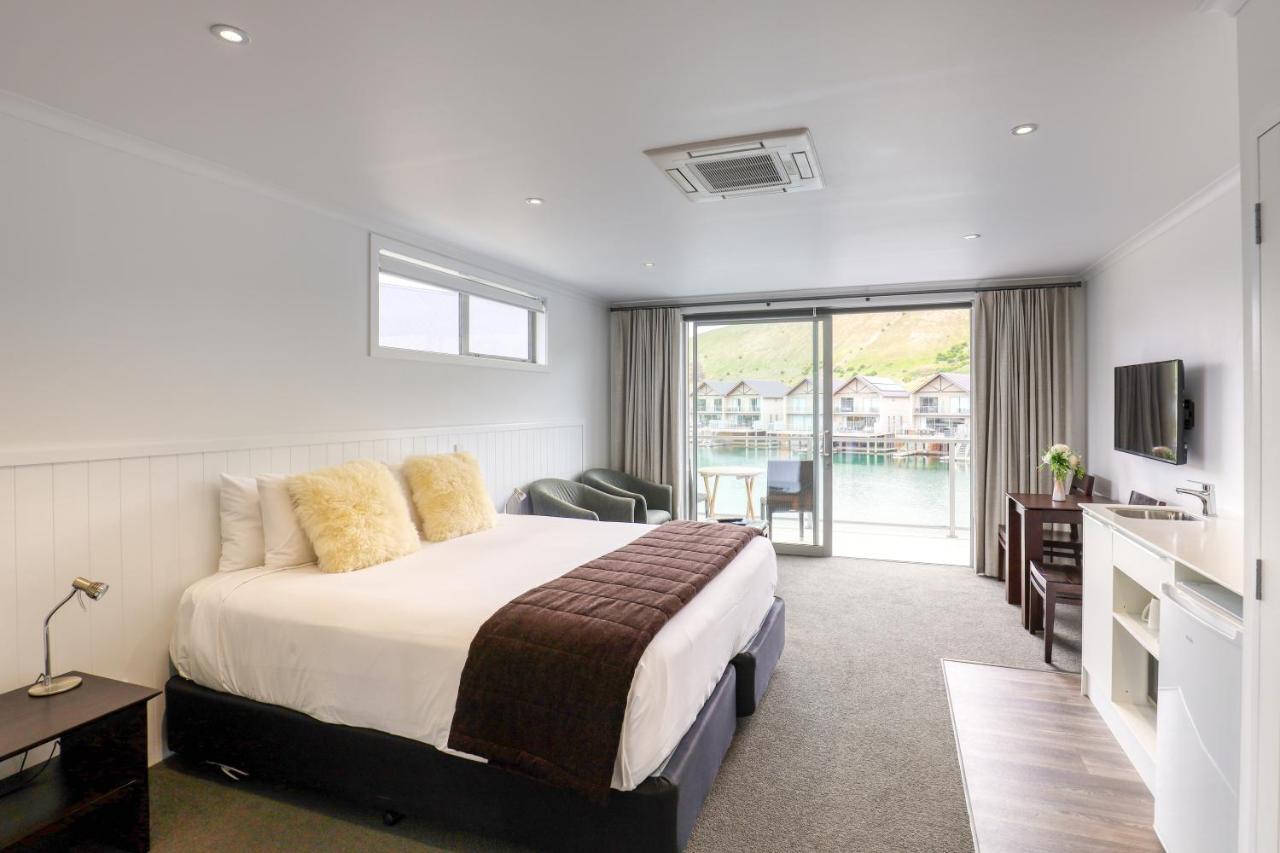 Marsden Lake Resort Central Otago Cromwell Exterior foto A room at the hotel